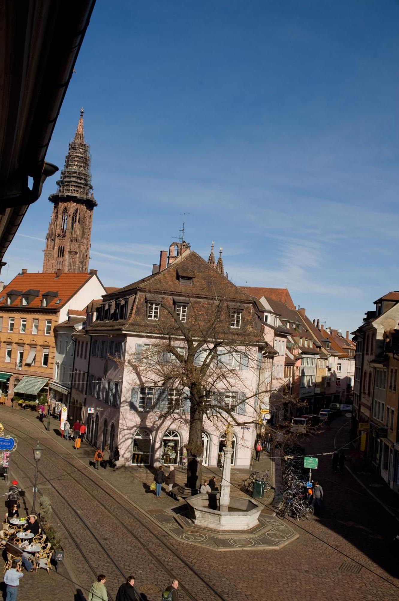 Zum Roten Baeren Freiburg im Breisgau Exterior photo